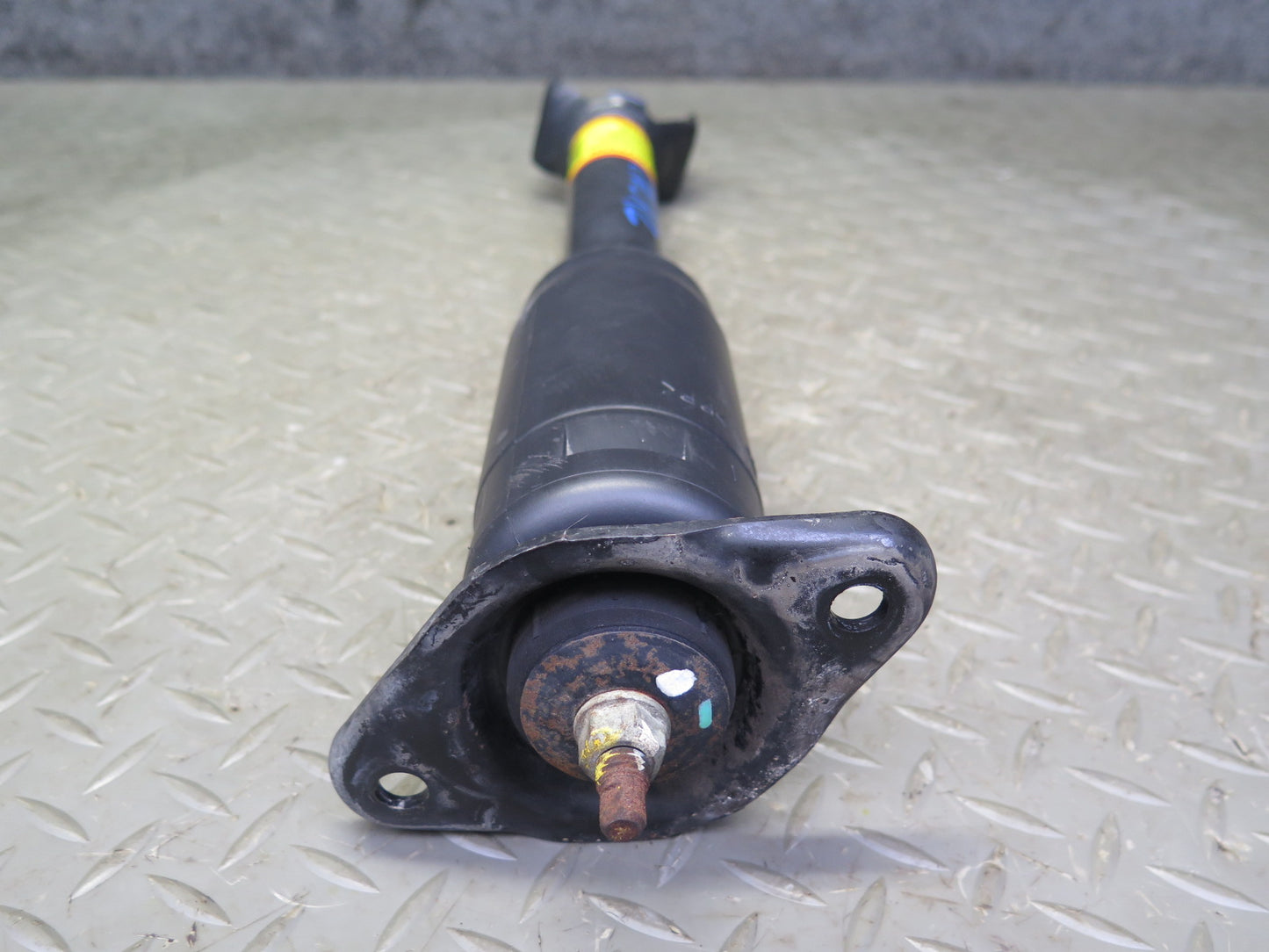 97-04 Chevrolet Corvette C5 Set of 2 Rear Left & Right Strut Shock Absorber OEM
