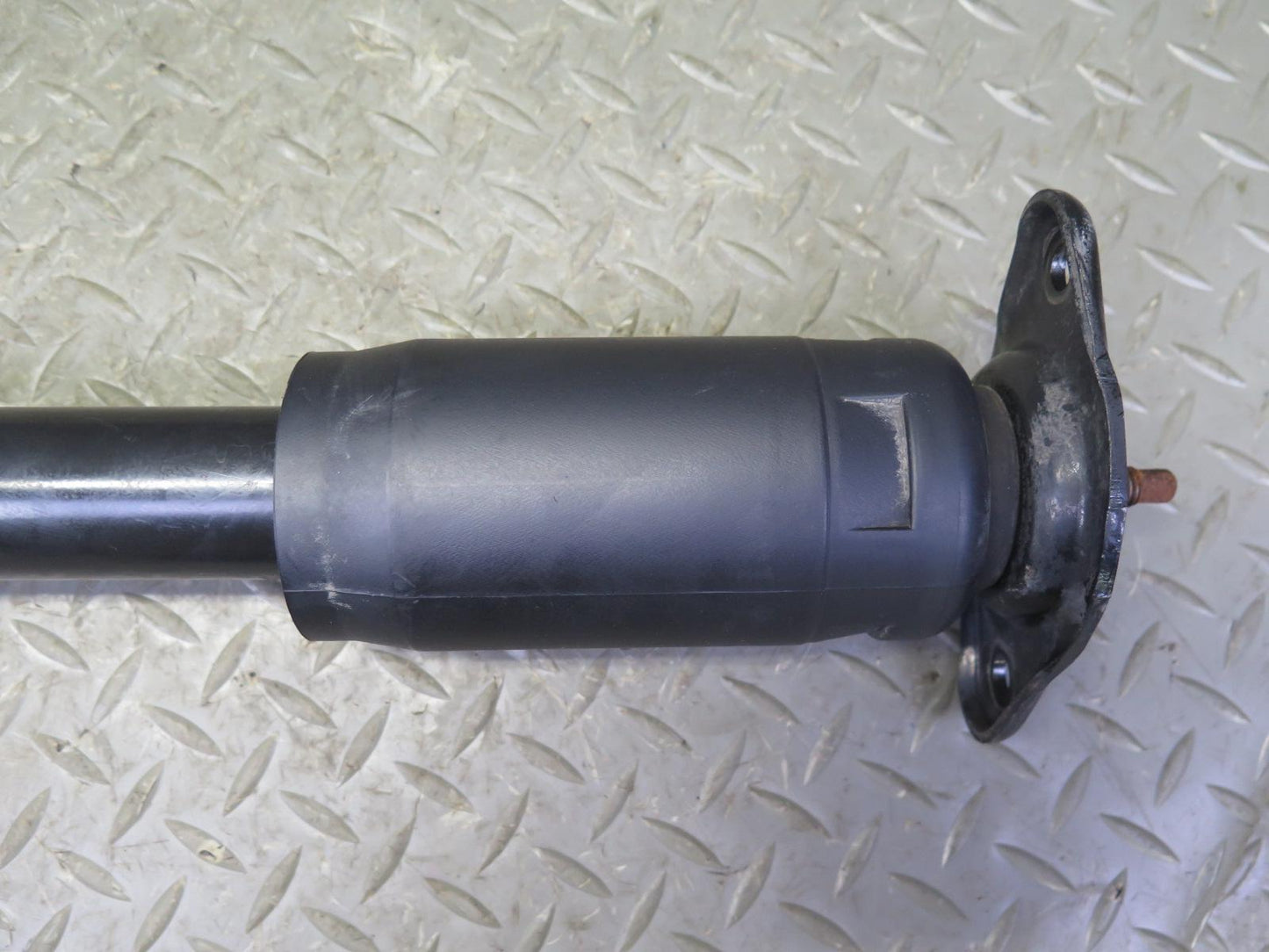 97-04 Chevrolet Corvette C5 Set of 2 Rear Left & Right Strut Shock Absorber OEM