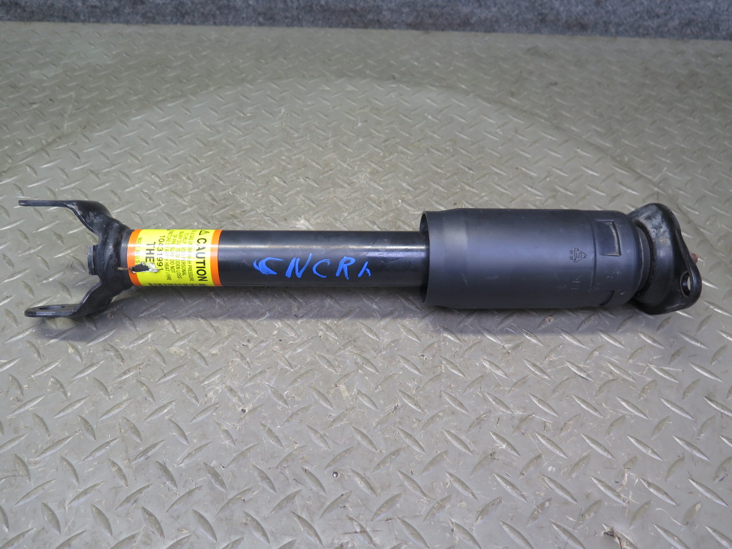 97-04 Chevrolet Corvette C5 Set of 2 Rear Left & Right Strut Shock Absorber OEM
