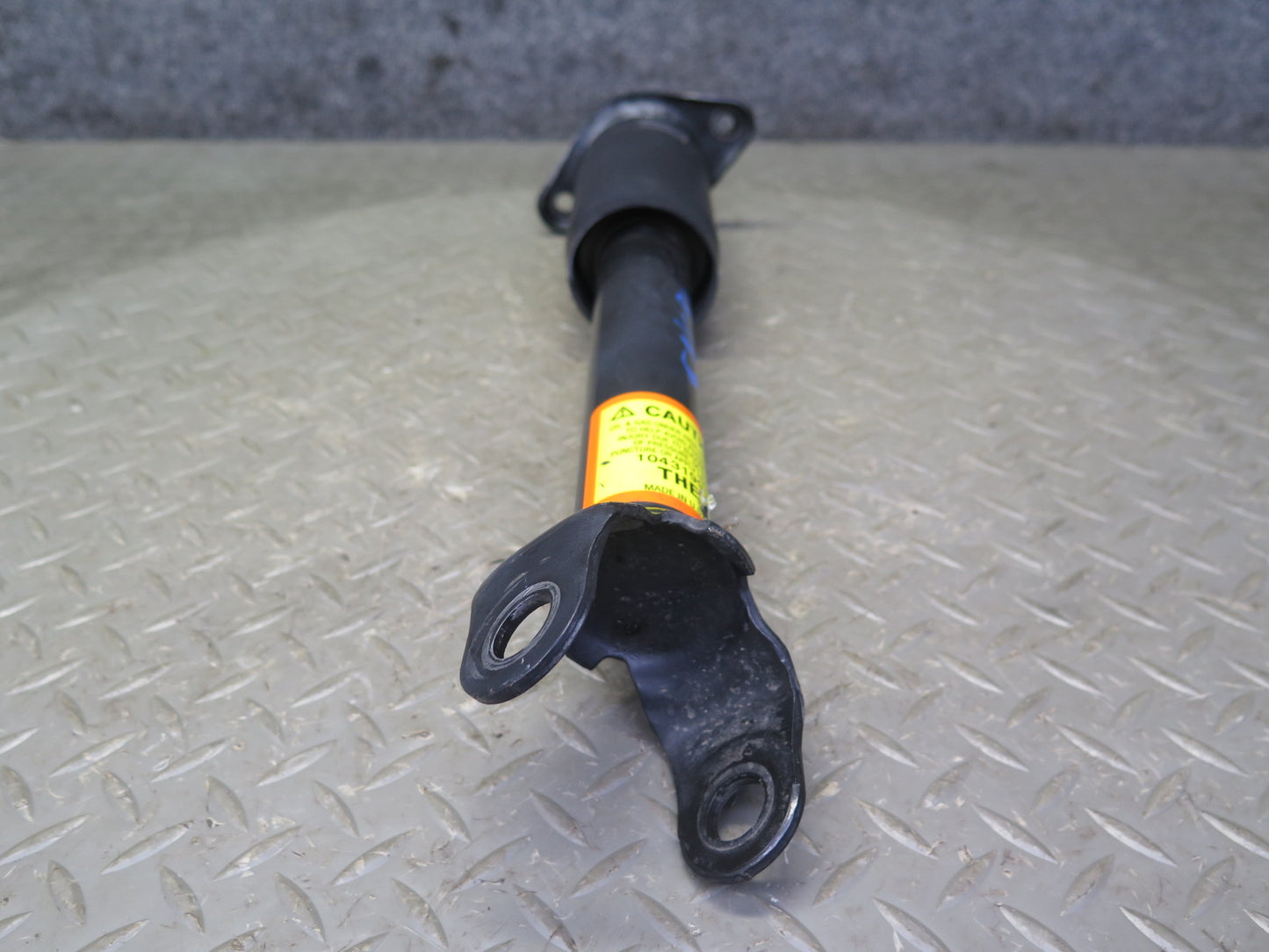 97-04 Chevrolet Corvette C5 Set of 2 Rear Left & Right Strut Shock Absorber OEM