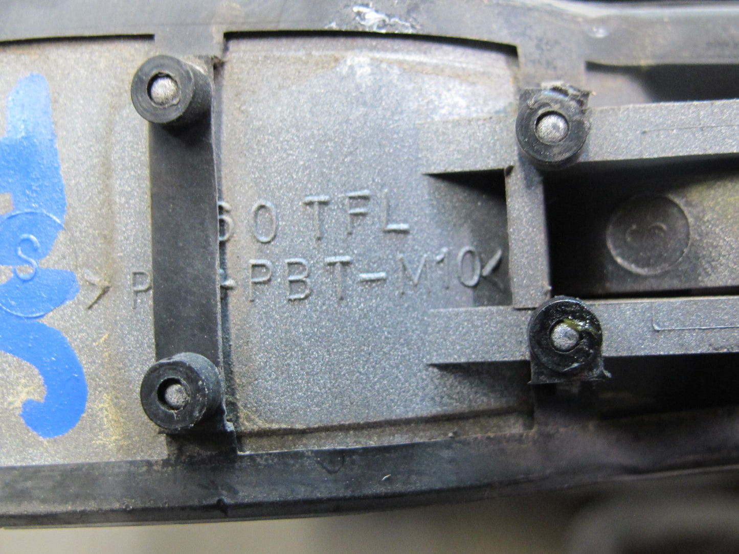 01-05 Lexus JCE10L IS300 Set of 4 Front & Rear Door Exterior Handle OEM