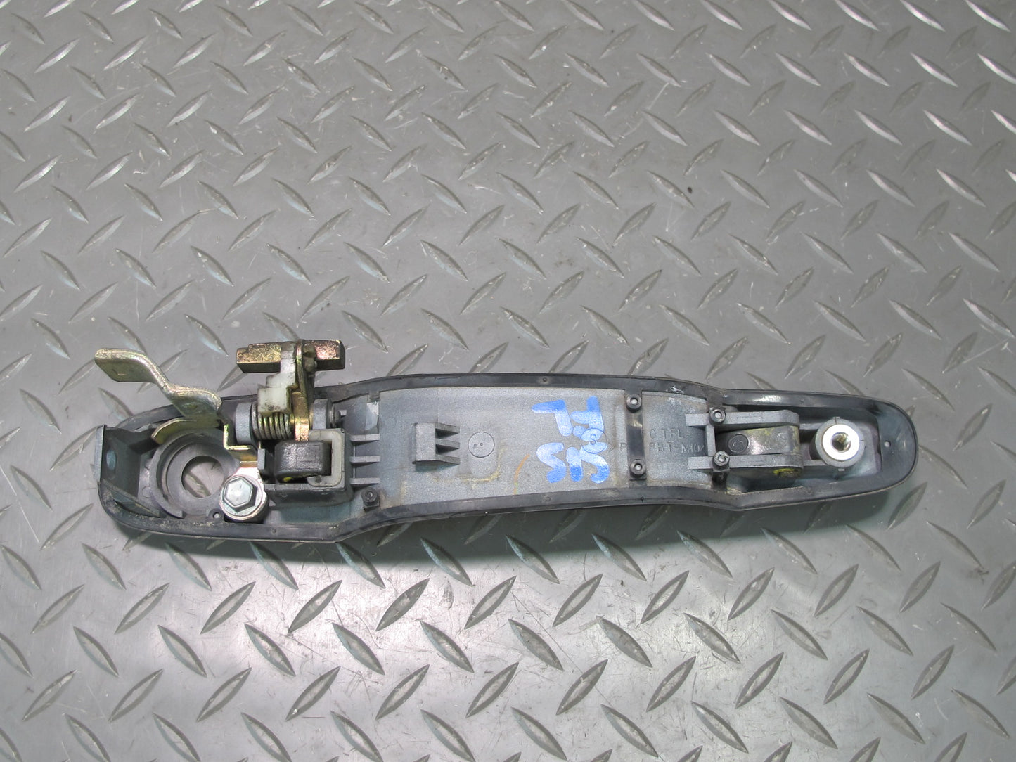 01-05 Lexus JCE10L IS300 Set of 4 Front & Rear Door Exterior Handle OEM