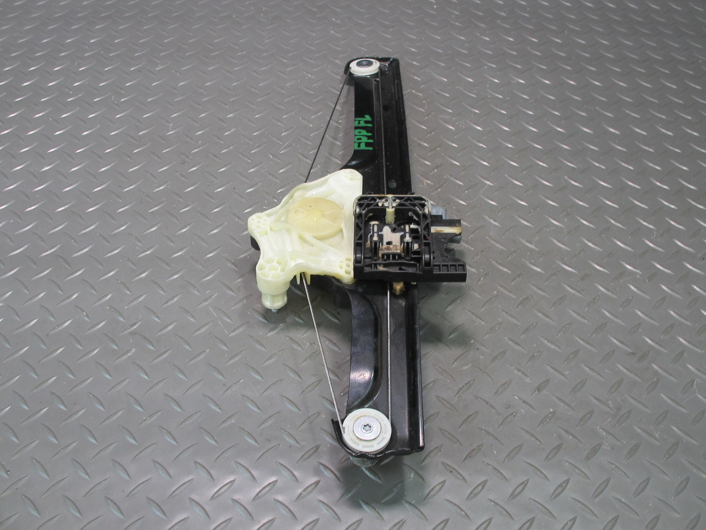 17-23 Porsche Panamera 971 Front Left Door Window Regulator w Motor 971837401