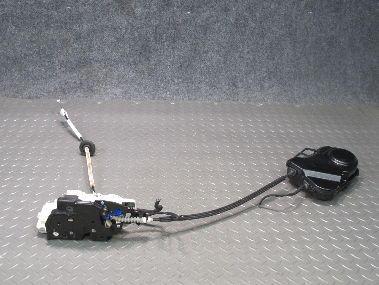 17-23 Porsche Panamera 971 Rear Right Door Lock Latch Actuator w Soft Close