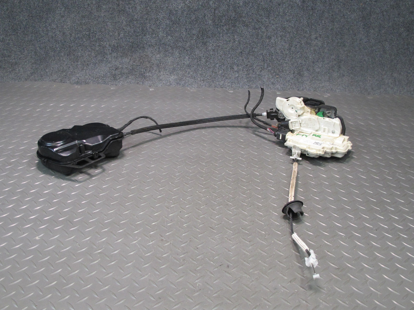 17-23 Porsche Panamera 971 Rear Right Door Lock Latch Actuator w Soft Close