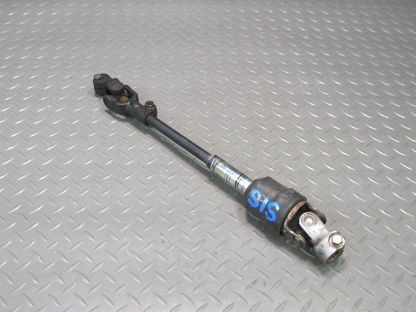 01-05 Lexus JCE10L IS300 Steering Column U Joint Linkage Shaft OEM