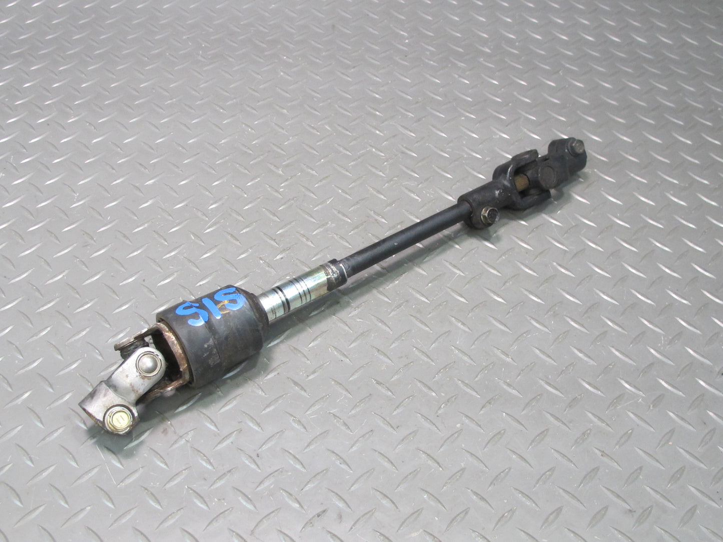 01-05 Lexus JCE10L IS300 Steering Column U Joint Linkage Shaft OEM