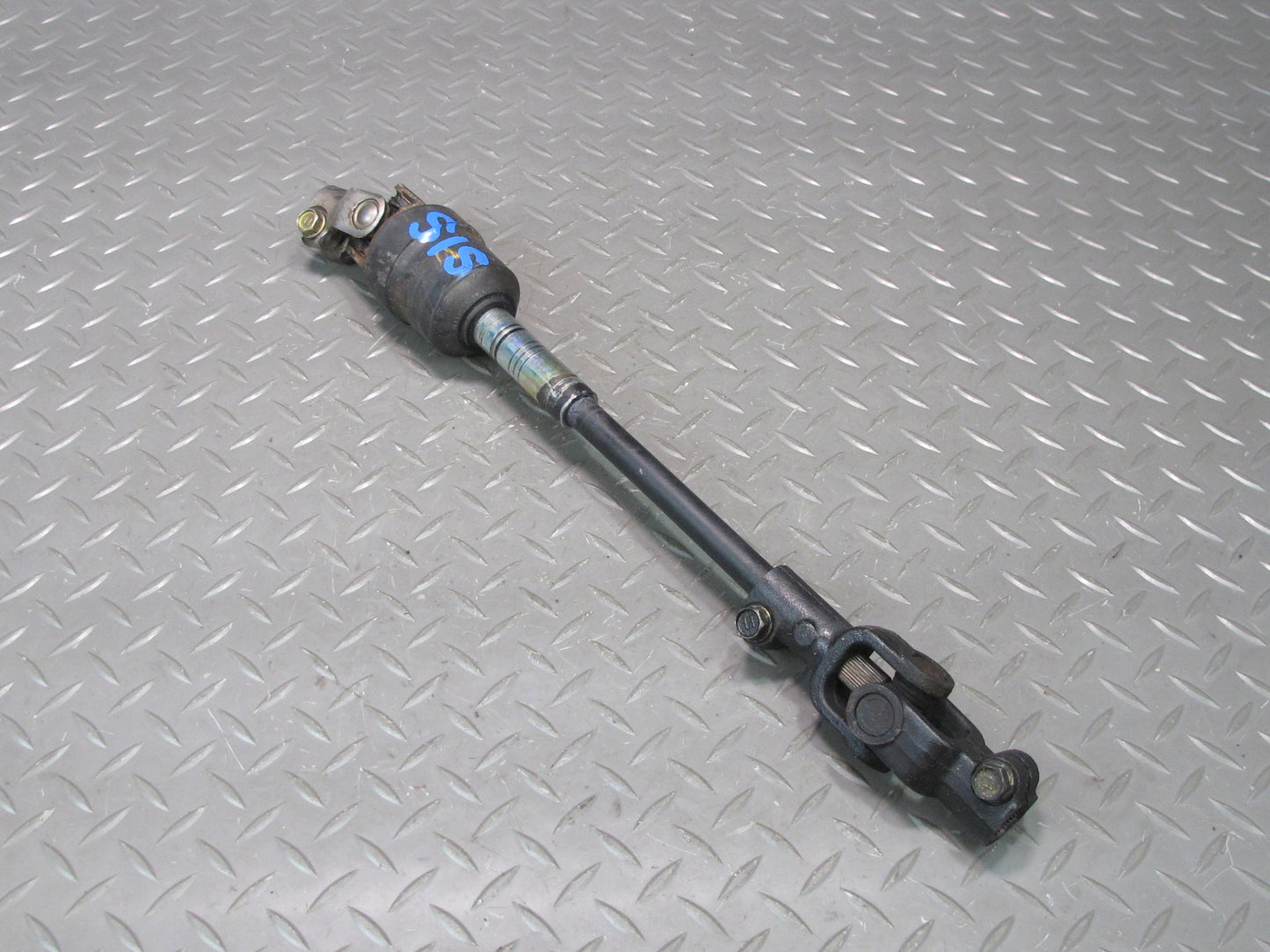 01-05 Lexus JCE10L IS300 Steering Column U Joint Linkage Shaft OEM