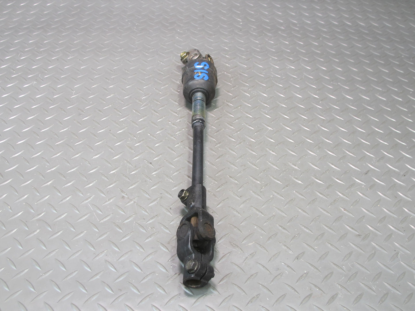 01-05 Lexus JCE10L IS300 Steering Column U Joint Linkage Shaft OEM
