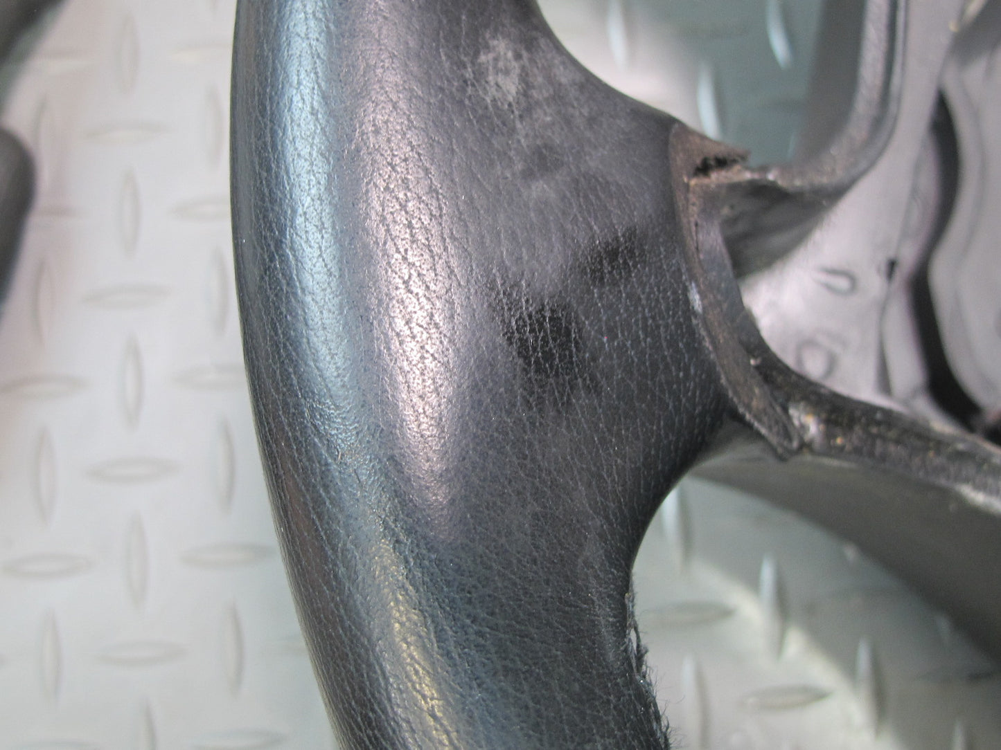 03-08 Mercedes R230 SL500R Leather Wood Steering Black OEM