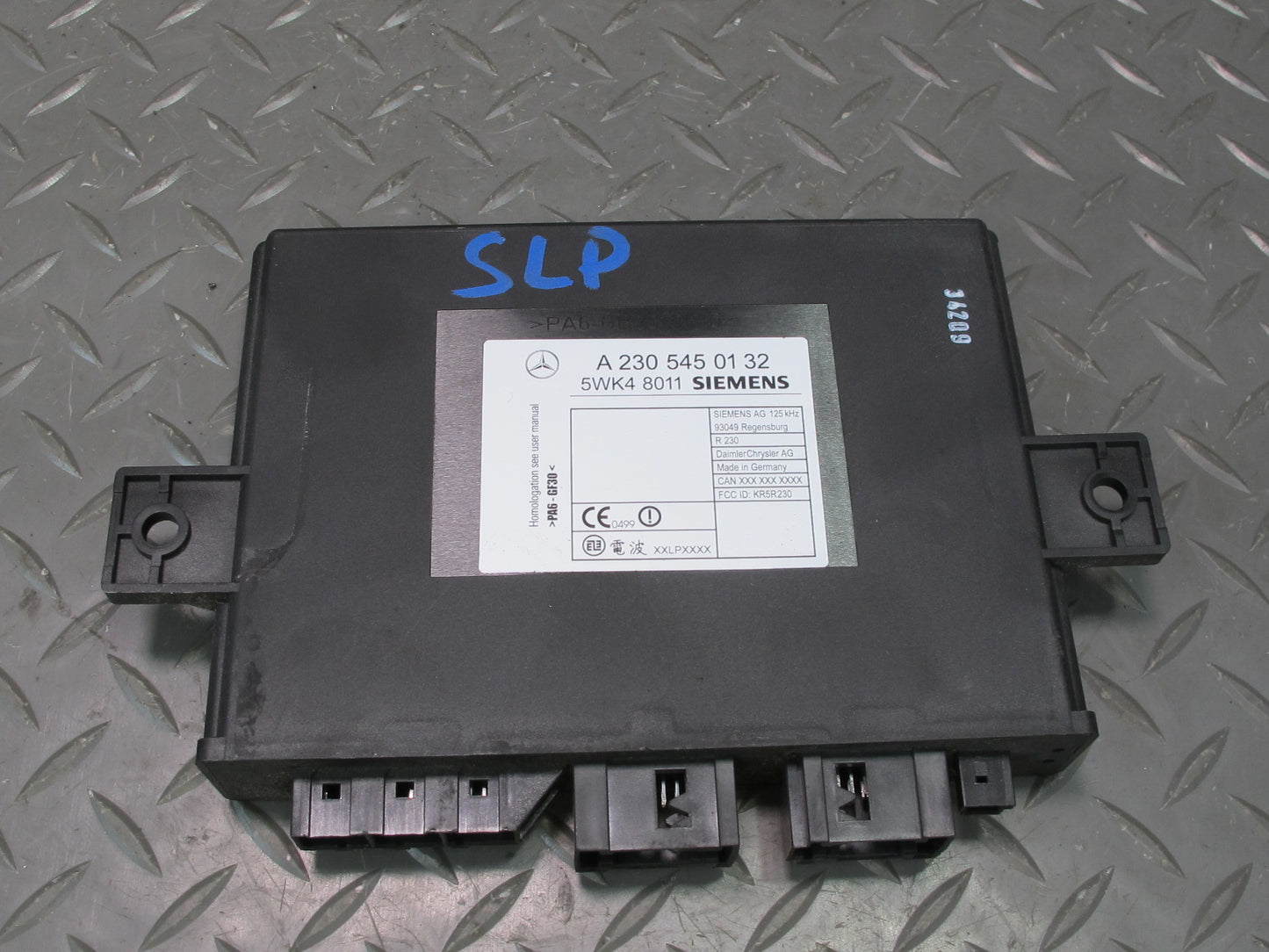 03-06 Mercedes R230 Sl-class Keyless Entry Control Module 2305450132 OEM