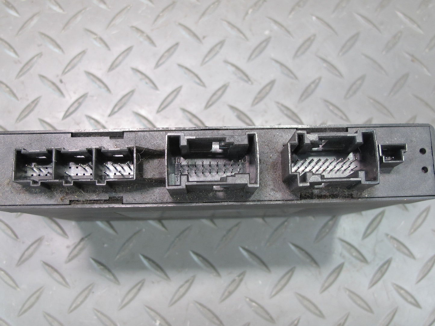 03-06 Mercedes R230 Sl-class Keyless Entry Control Module 2305450132 OEM