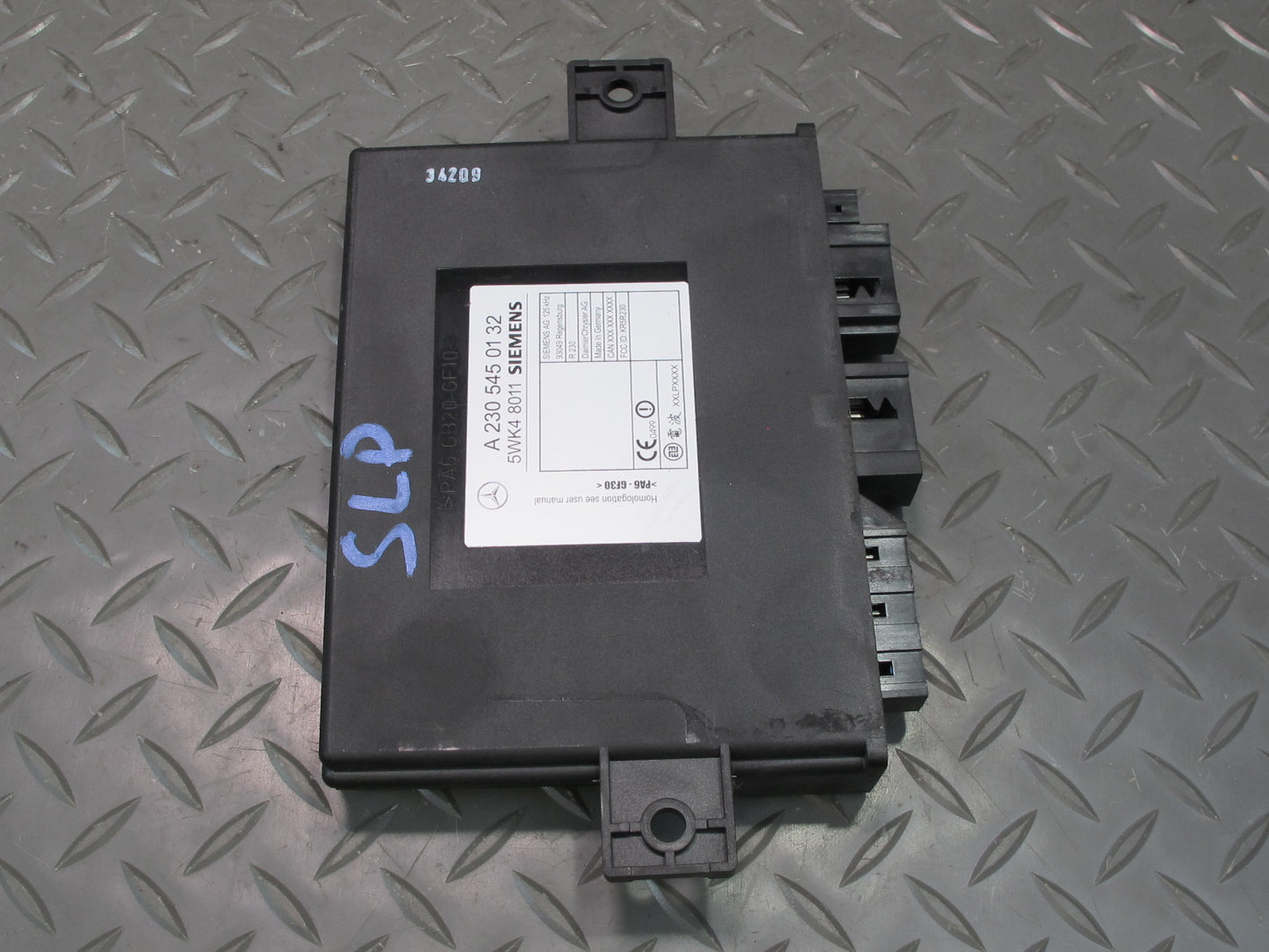 03-06 Mercedes R230 Sl-class Keyless Entry Control Module 2305450132 OEM