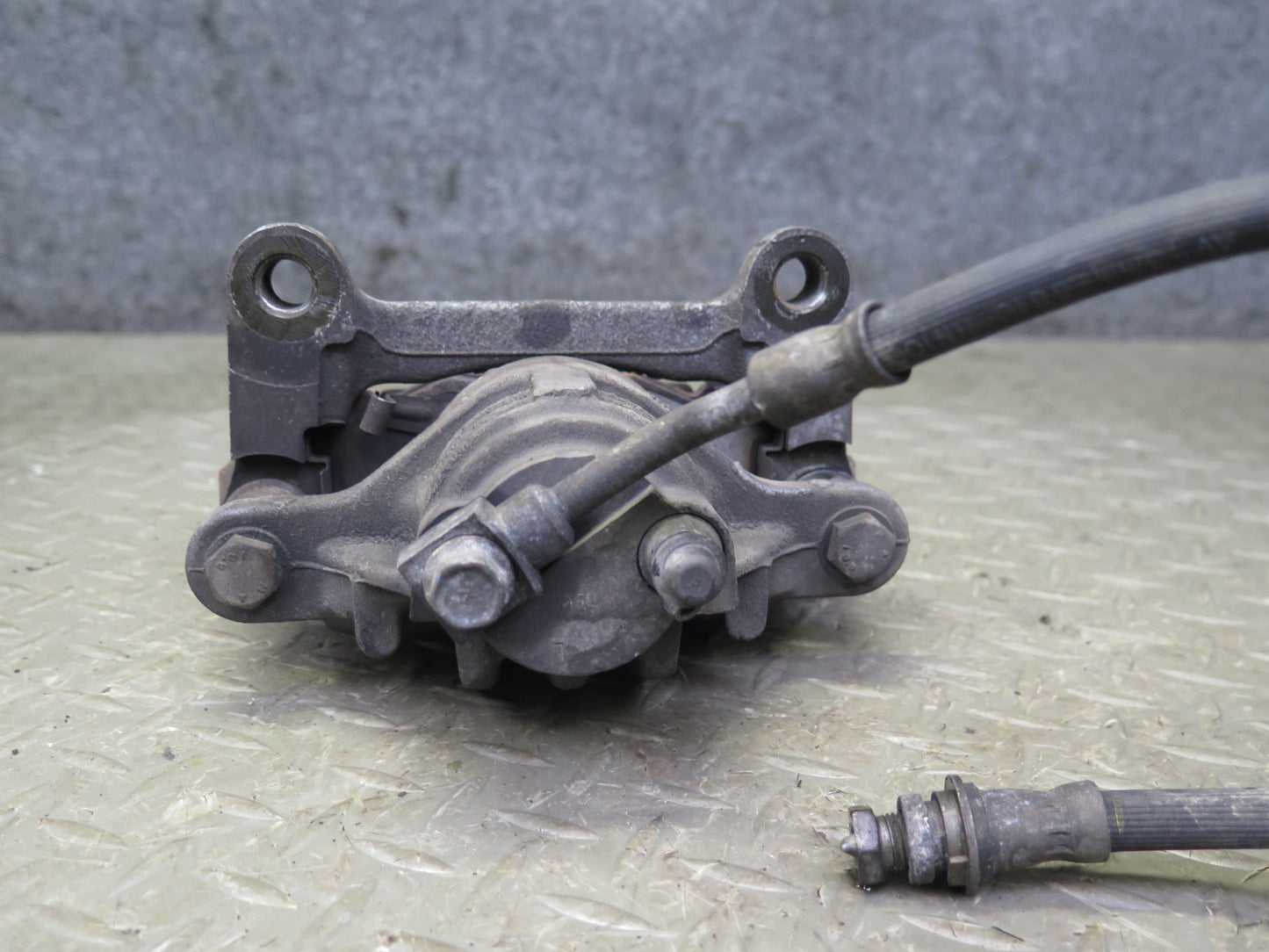 97-04 Chevrolet Corvette C5 Coupe Convert Set of 2 Rear Brake Caliper PBR OEM