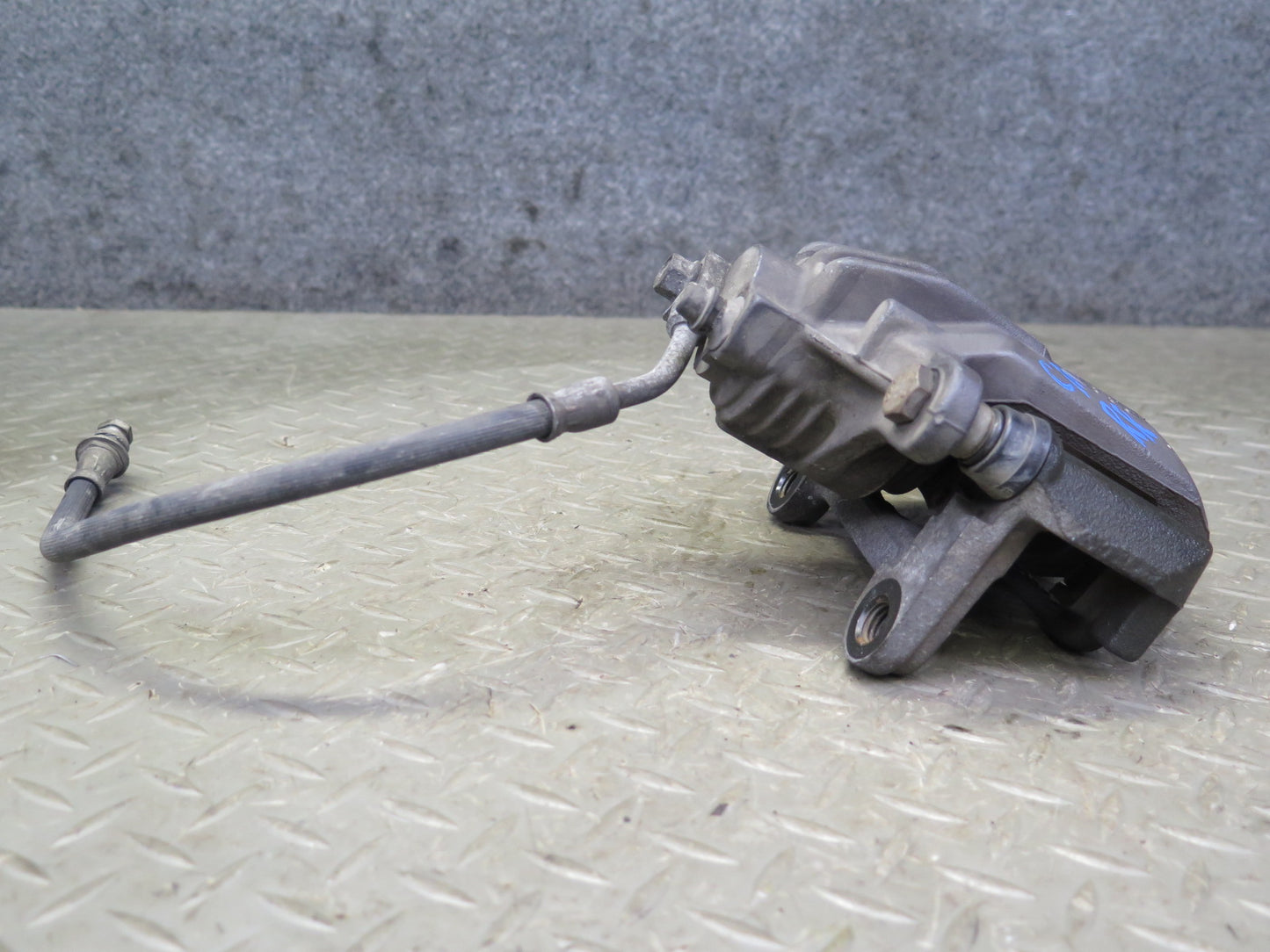 97-04 Chevrolet Corvette C5 Coupe Convert Set of 2 Rear Brake Caliper PBR OEM