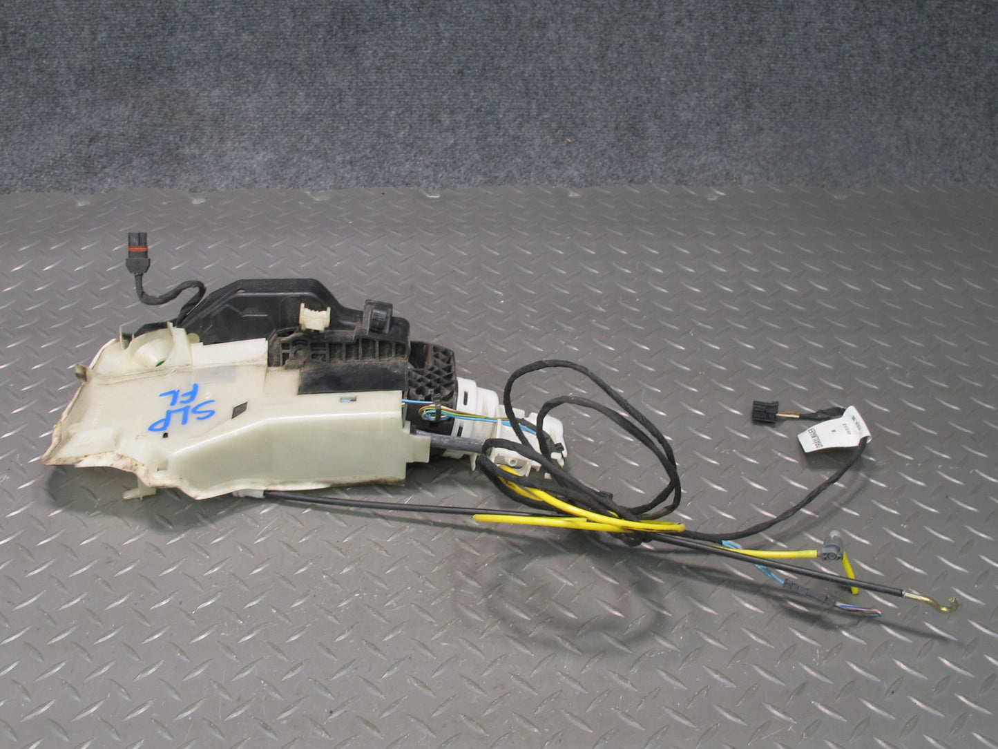 03-12 Mercedes R230 Sl-class Front Left Door Lock Latch Actuator Keyless OEM