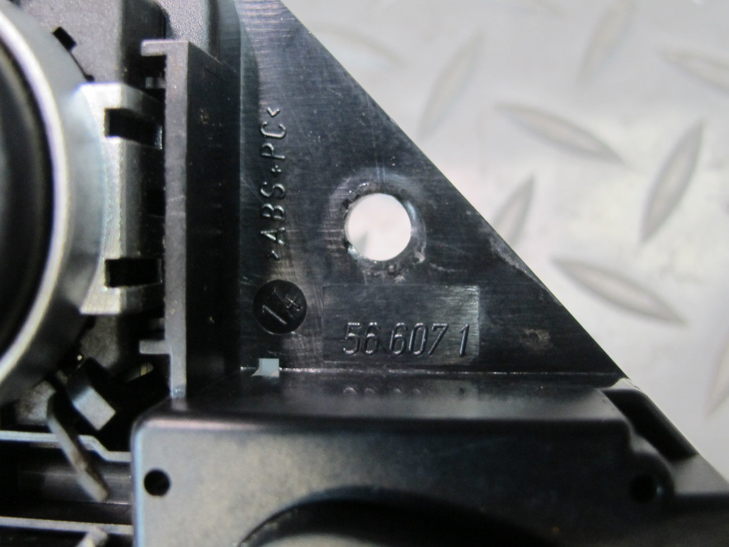 03-08 Mercedes R230 SL550 Front Left Driver Seat Adjust Memory Heat Switch OEM