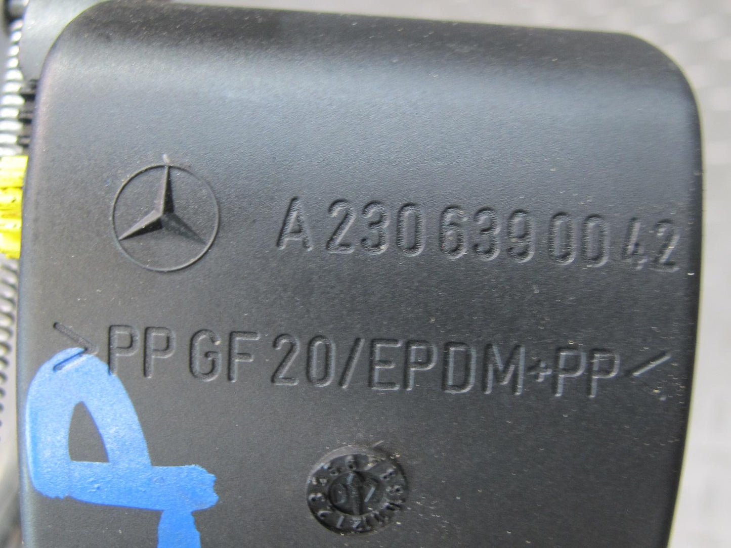 03-06 Mercedes R230 Fuel Tank Filler Door Lid Cover Actuator Housing Set OEM