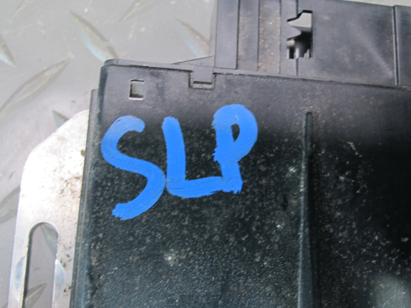 03-08 Mercedes R230 Rear SAM Fuse Relay Box Module 0265453432 OEM