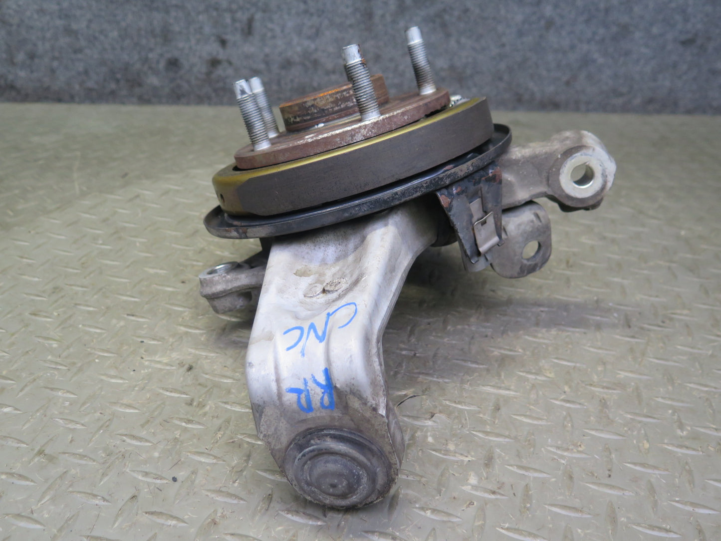 97-04 Chevrolet Corvette C5 Rear Right Spindle Knuckle Wheel Hub Bearing OEM