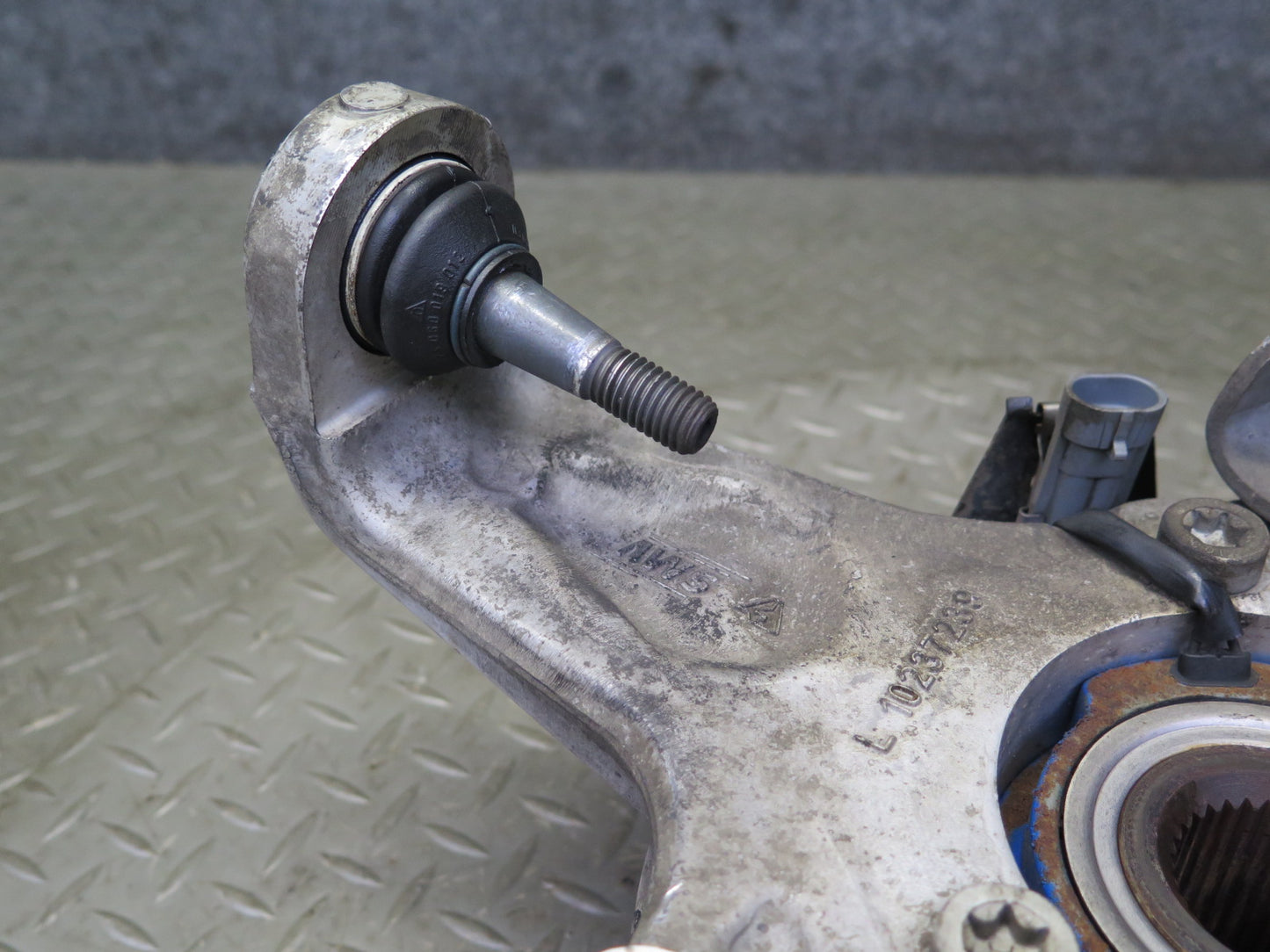 97-04 Chevrolet Corvette C5 Rear Right Spindle Knuckle Wheel Hub Bearing OEM