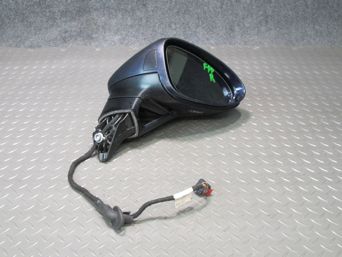 17-23 Porsche Panamera 971 Right Exterior Side View Mirror w Blind Spot Damaged