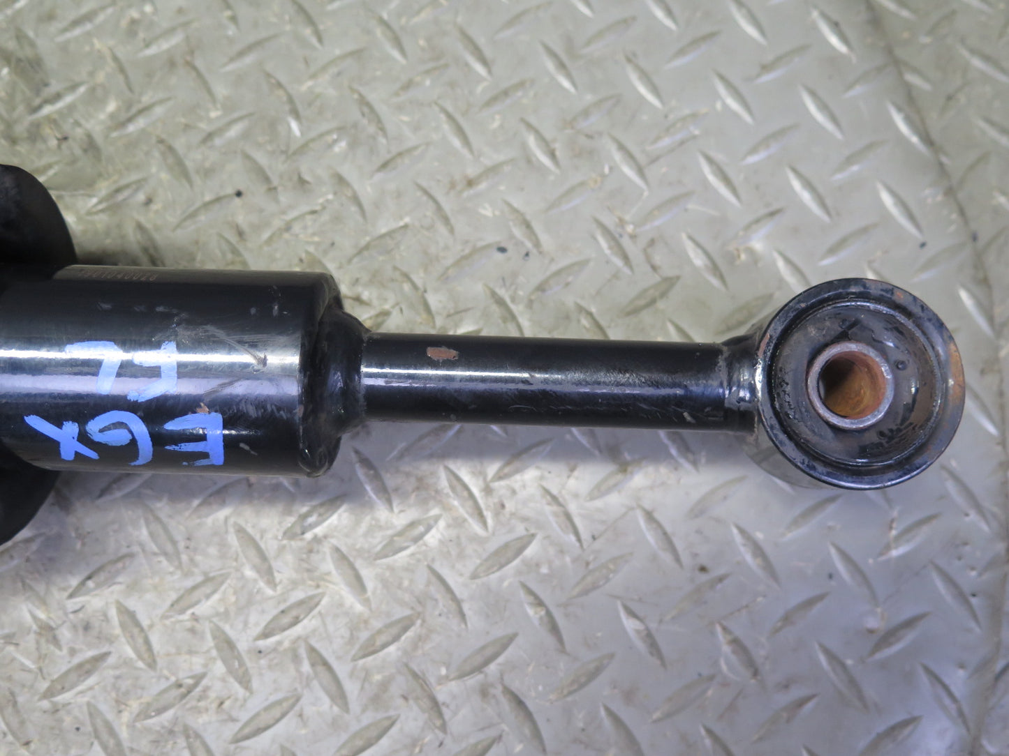 2003-2008 Lexus UZJ120L GX470 Front Left & Right Strut Shock Absorber Set of 2