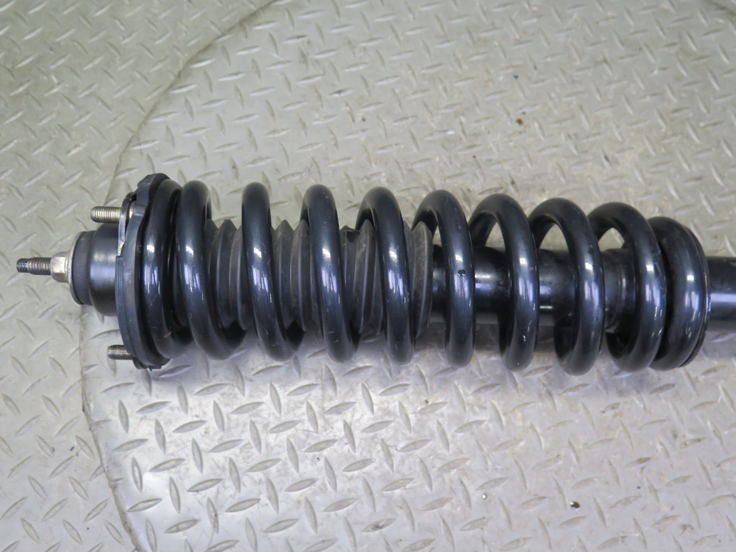 2003-2008 Lexus UZJ120L GX470 Front Left & Right Strut Shock Absorber Set of 2