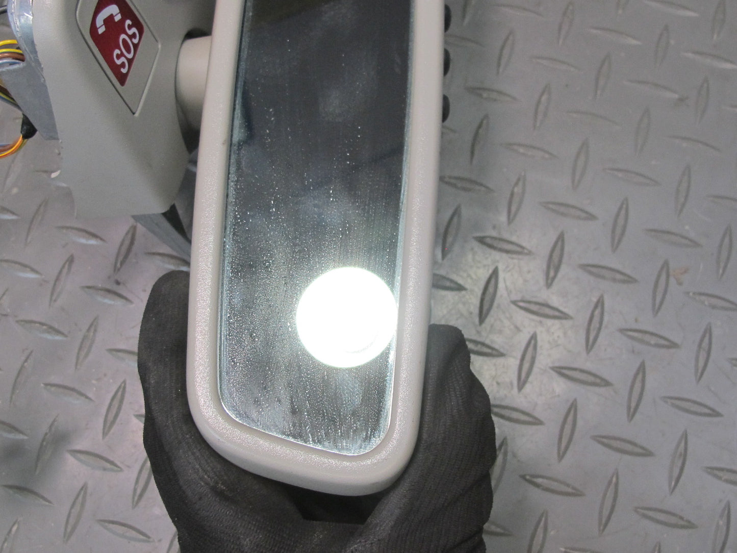 03-06 Mercedes R230 SL500 Auto Dimming Interior Rear View Mirror w Homelink OEM