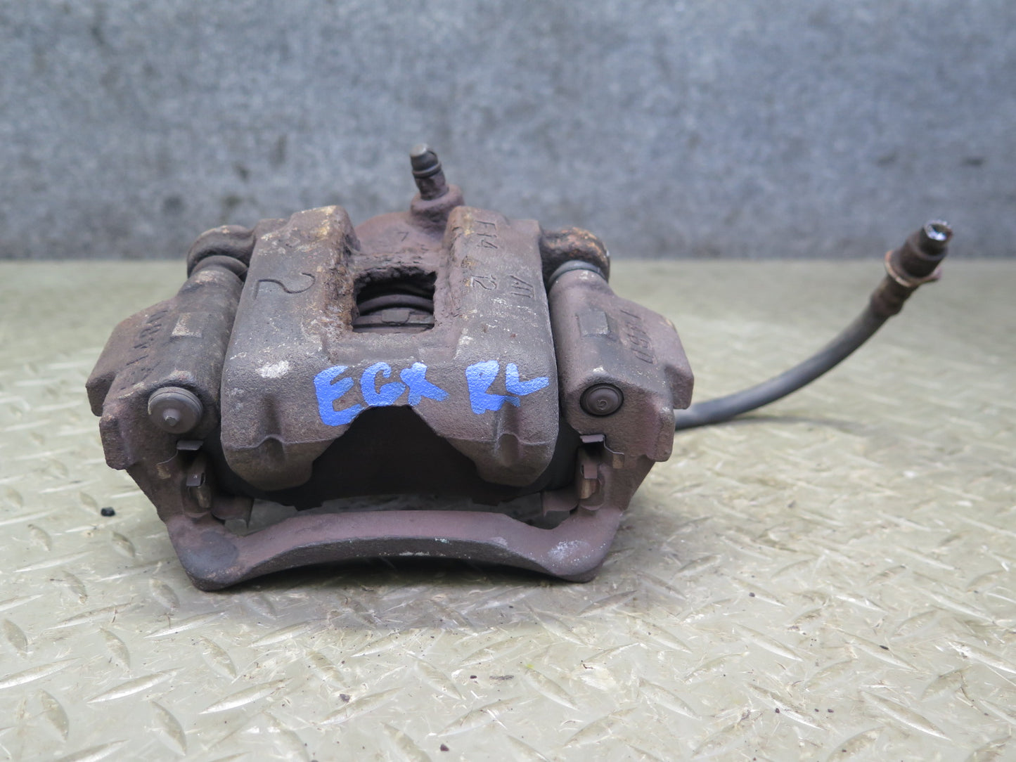 2003-2009 Lexus UZJ120L GX470 AWD Rear Left & Right Brake Caliper Set of 2