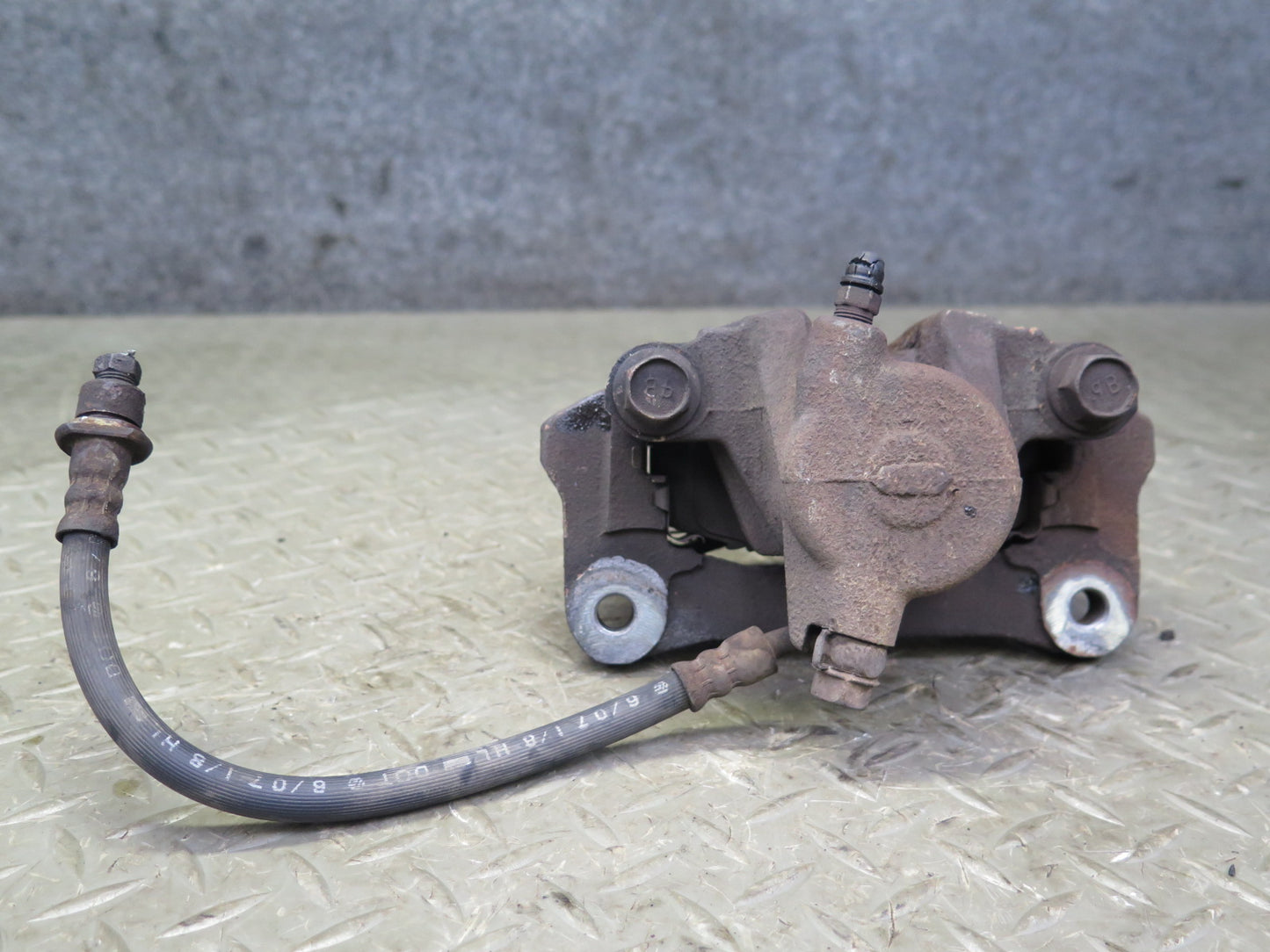 2003-2009 Lexus UZJ120L GX470 AWD Rear Left & Right Brake Caliper Set of 2