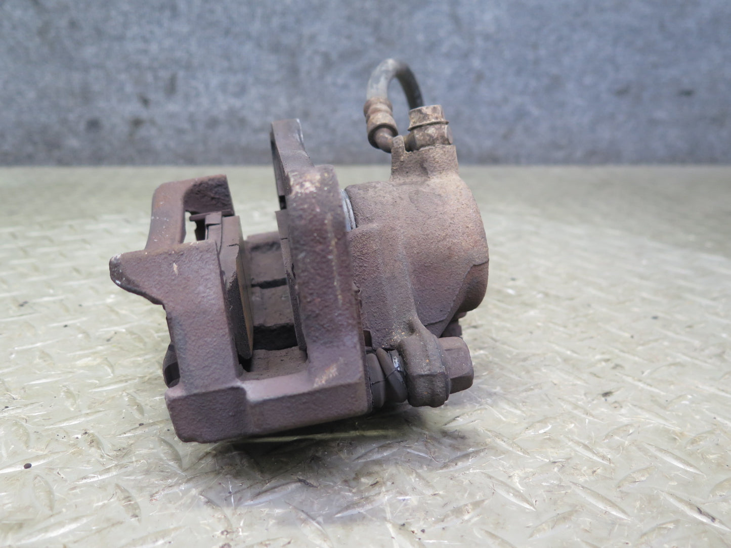 2003-2009 Lexus UZJ120L GX470 AWD Rear Left & Right Brake Caliper Set of 2