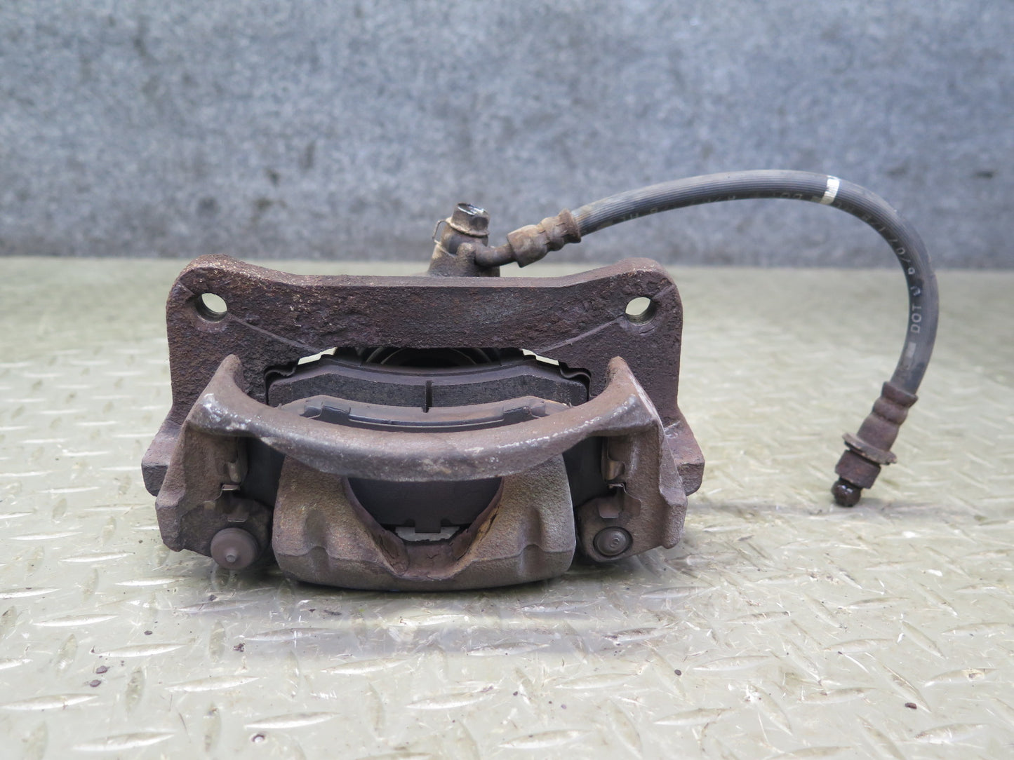 2003-2009 Lexus UZJ120L GX470 AWD Rear Left & Right Brake Caliper Set of 2