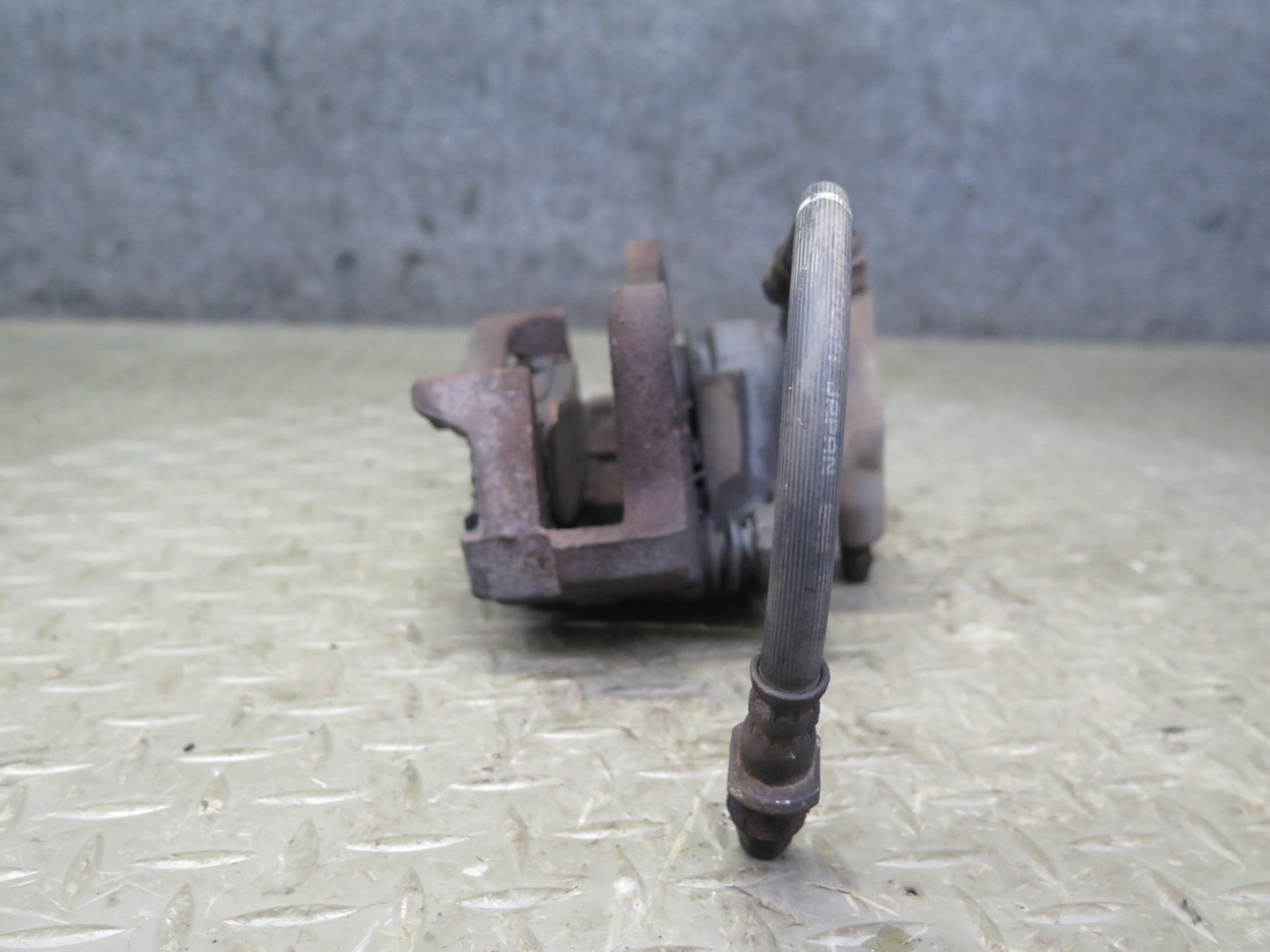 2003-2009 Lexus UZJ120L GX470 AWD Rear Left & Right Brake Caliper Set of 2