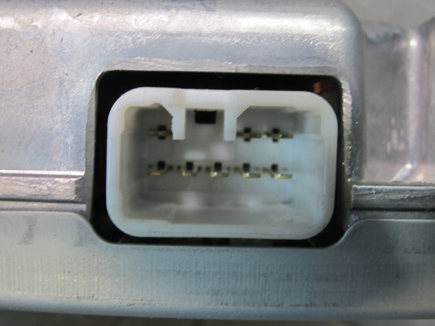 2003-2009 Lexus UZJ120L GX470 High Voltage 115V Inverter Control Module