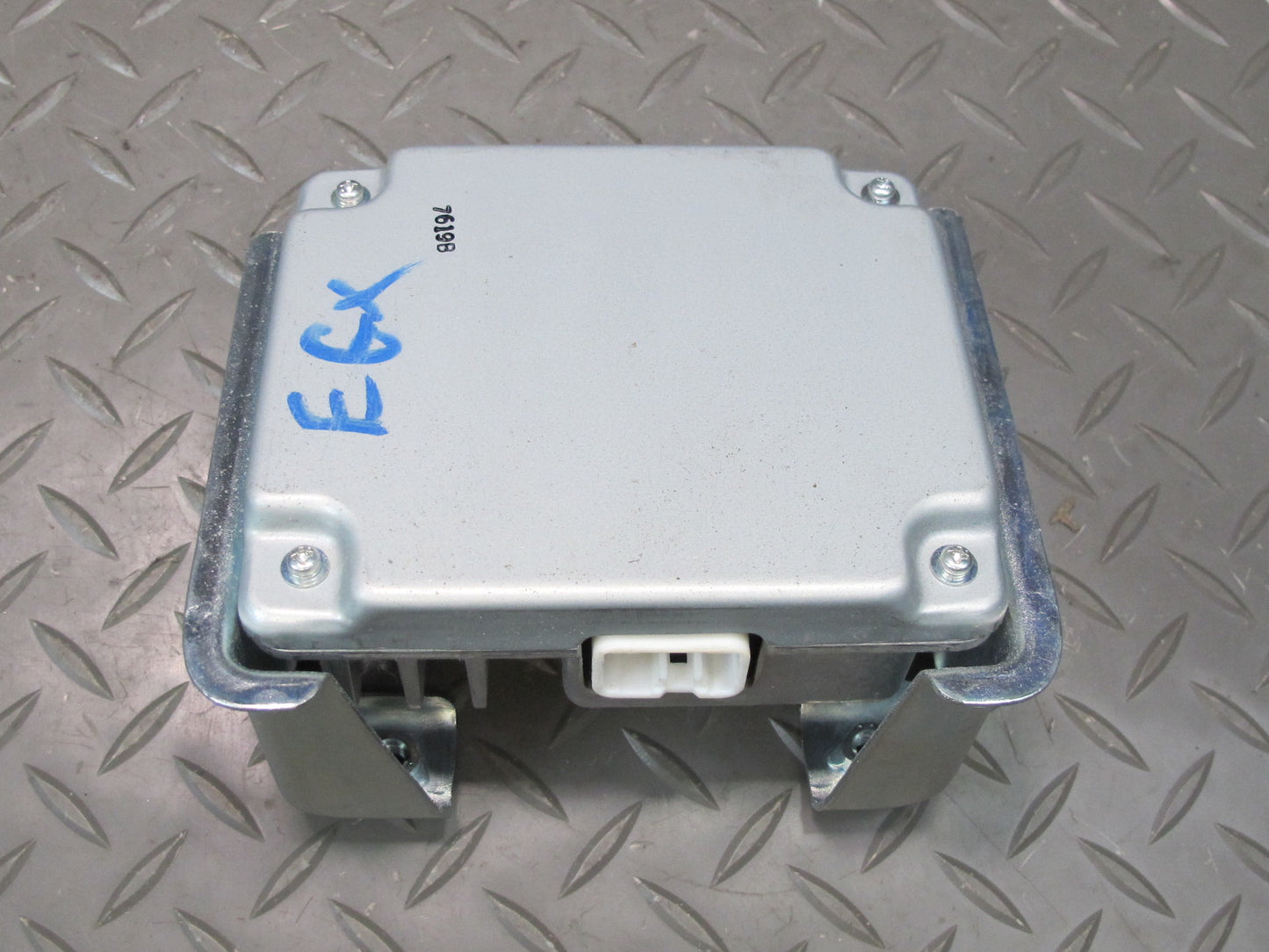 2003-2009 Lexus UZJ120L GX470 High Voltage 115V Inverter Control Module