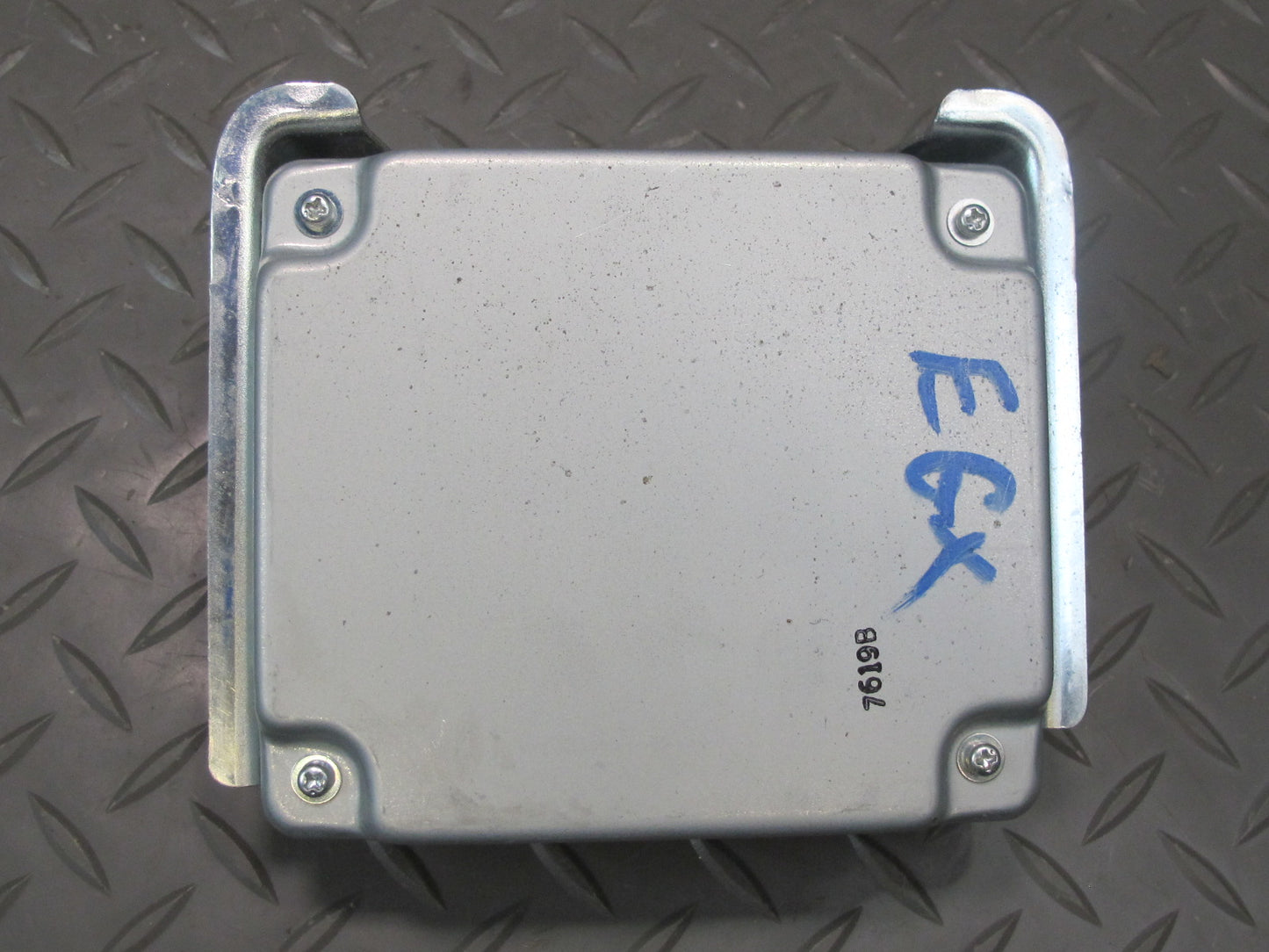 2003-2009 Lexus UZJ120L GX470 High Voltage 115V Inverter Control Module