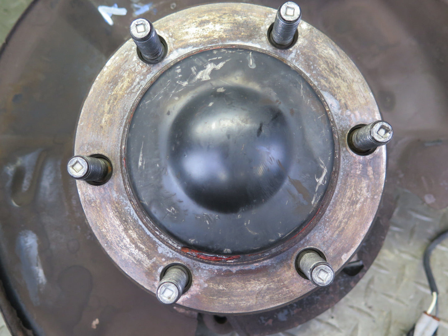 2003-2009 Lexus UZJ120L GX470 Front Left Spindle Knuckle Wheel Hub Bearing