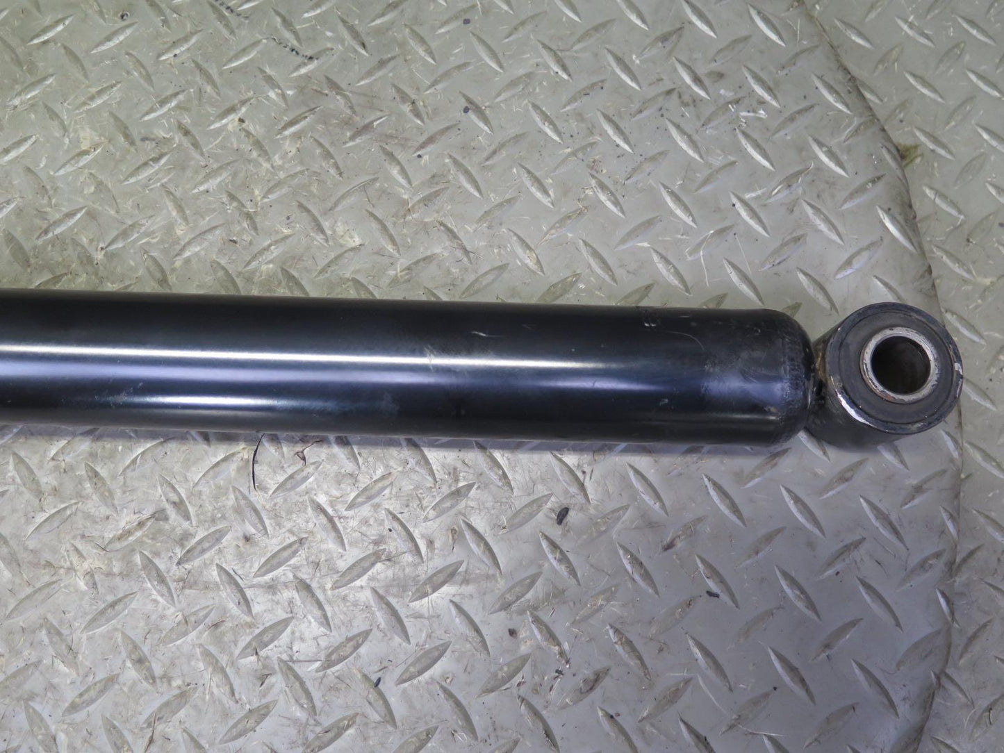 2003-2008 Lexus UZJ120L GX470 Rear Left & Right Strut Shock Absorber Set of 2