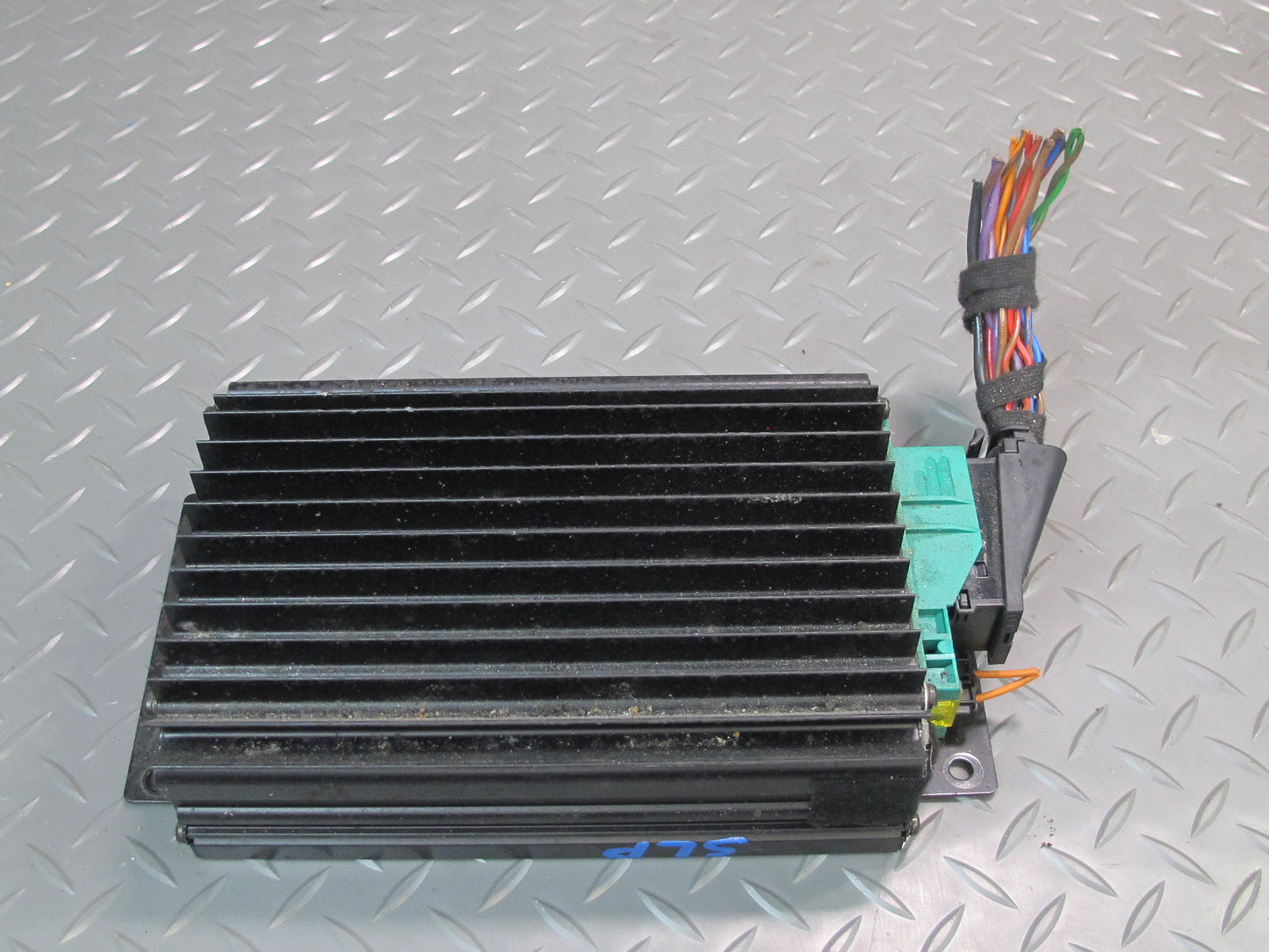 03-04 Mercedes R230 SL500 Bose Audio Radio Amplifier AMP 2308200189 OEM