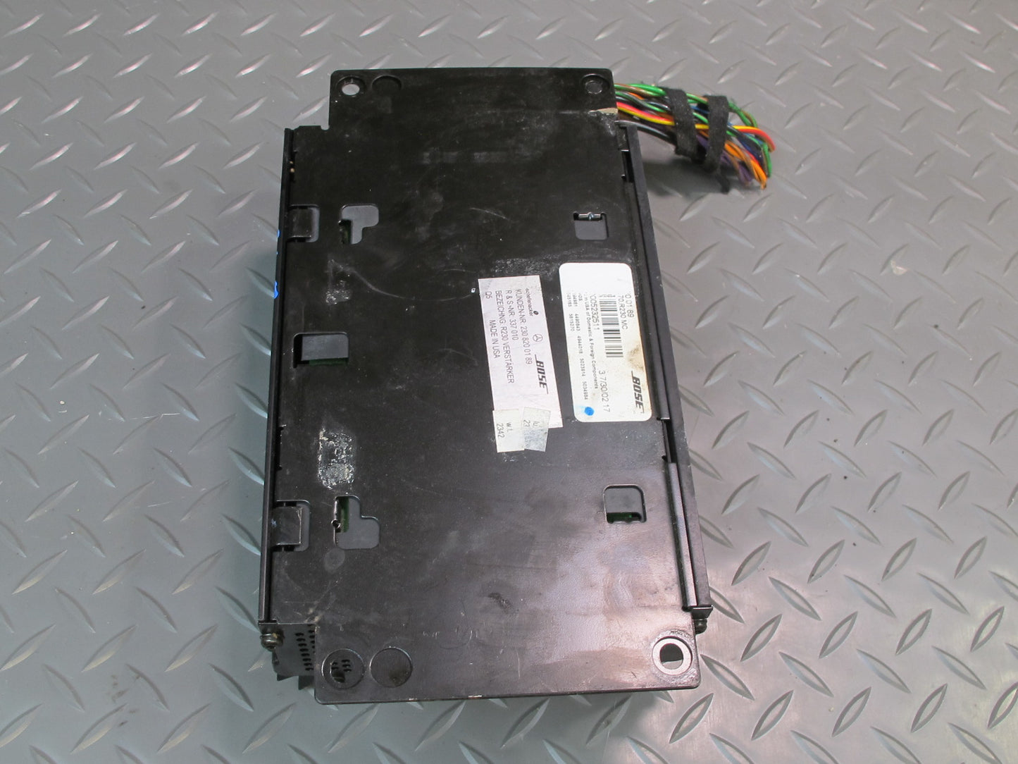 03-04 Mercedes R230 SL500 Bose Audio Radio Amplifier AMP 2308200189 OEM