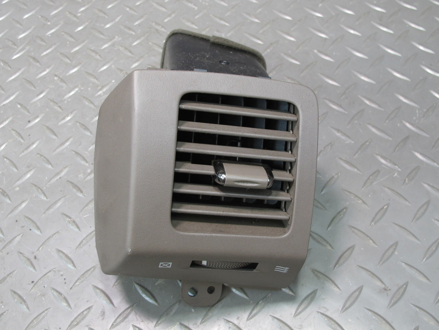 2003-2009 Lexus GX470 Dash Front Left Center Right Side A/C Heater Air Vent Set