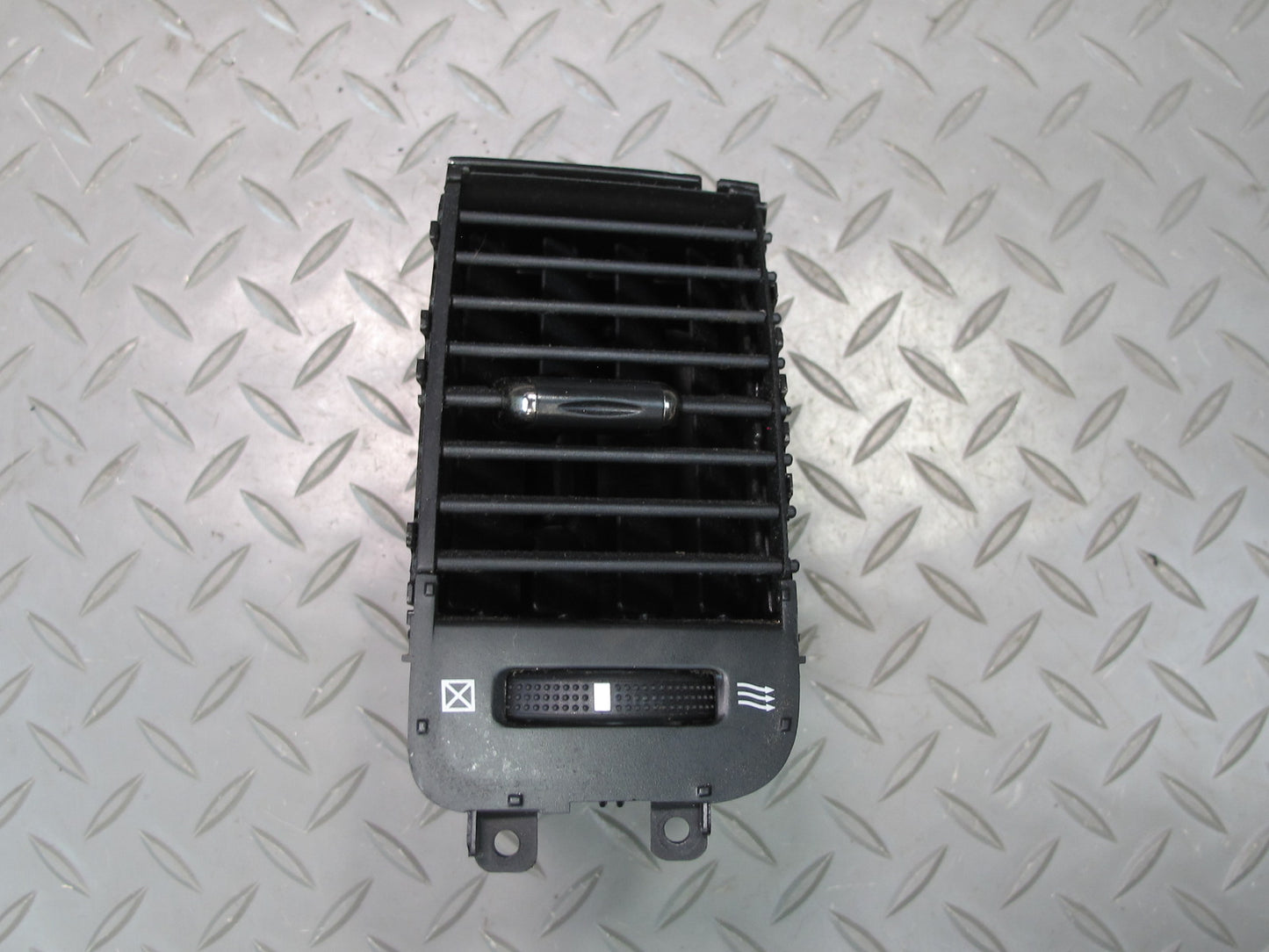 2003-2009 Lexus GX470 Dash Front Left Center Right Side A/C Heater Air Vent Set