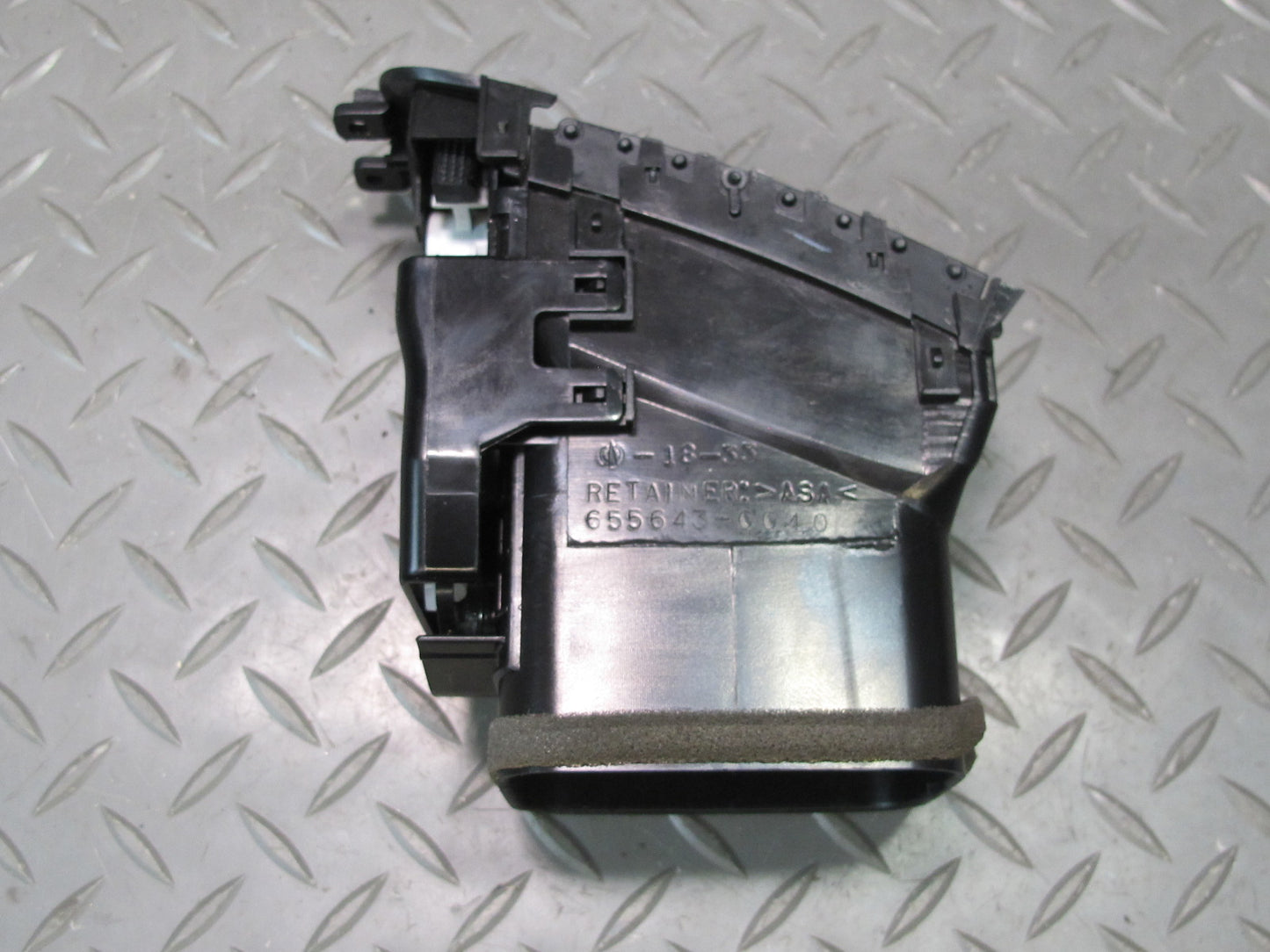 2003-2009 Lexus GX470 Dash Front Left Center Right Side A/C Heater Air Vent Set