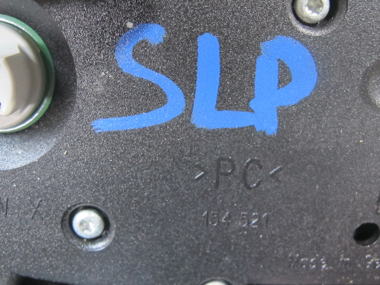 03-06 Mercedes R230 SL500 Overhead Console Dome Reading Light Gray OEM