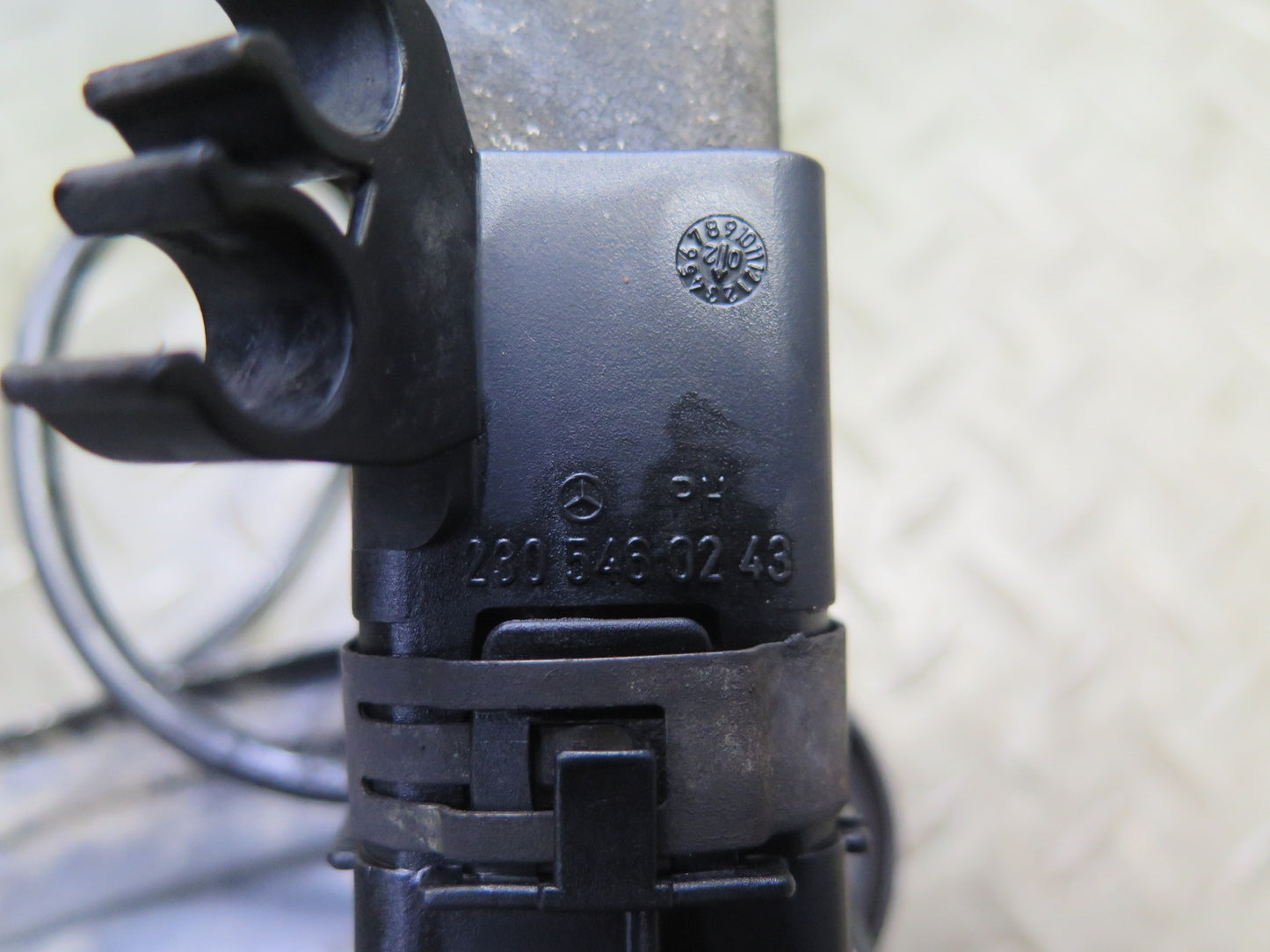 03-08 Mercedes R230 SL500 Front Right Spindle Knuckle Wheel Hub Bearing 130K OEM