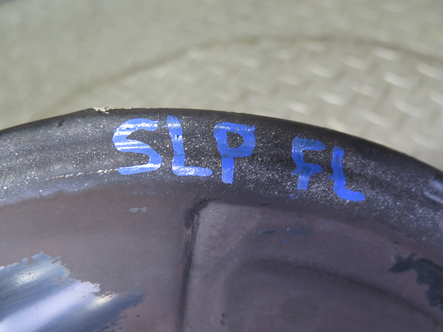 03-08 Mercedes R230 SL500 Front Left Spindle Knuckle Wheel Hub Bearing 130K OEM