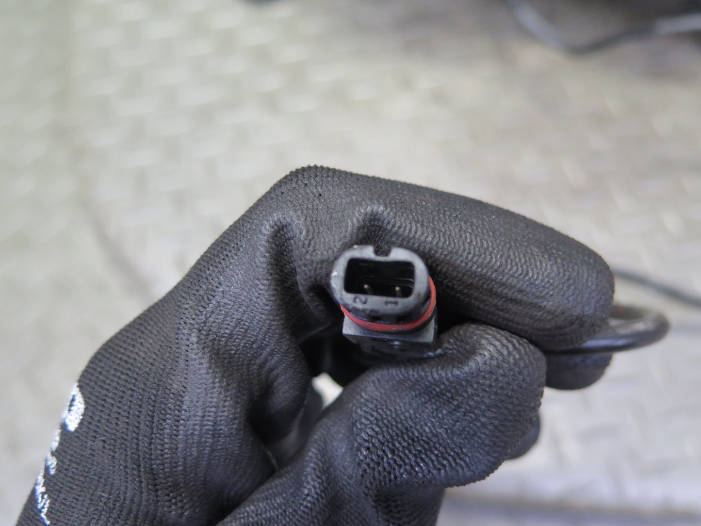 03-08 Mercedes R230 SL500 Front Left Spindle Knuckle Wheel Hub Bearing 130K OEM