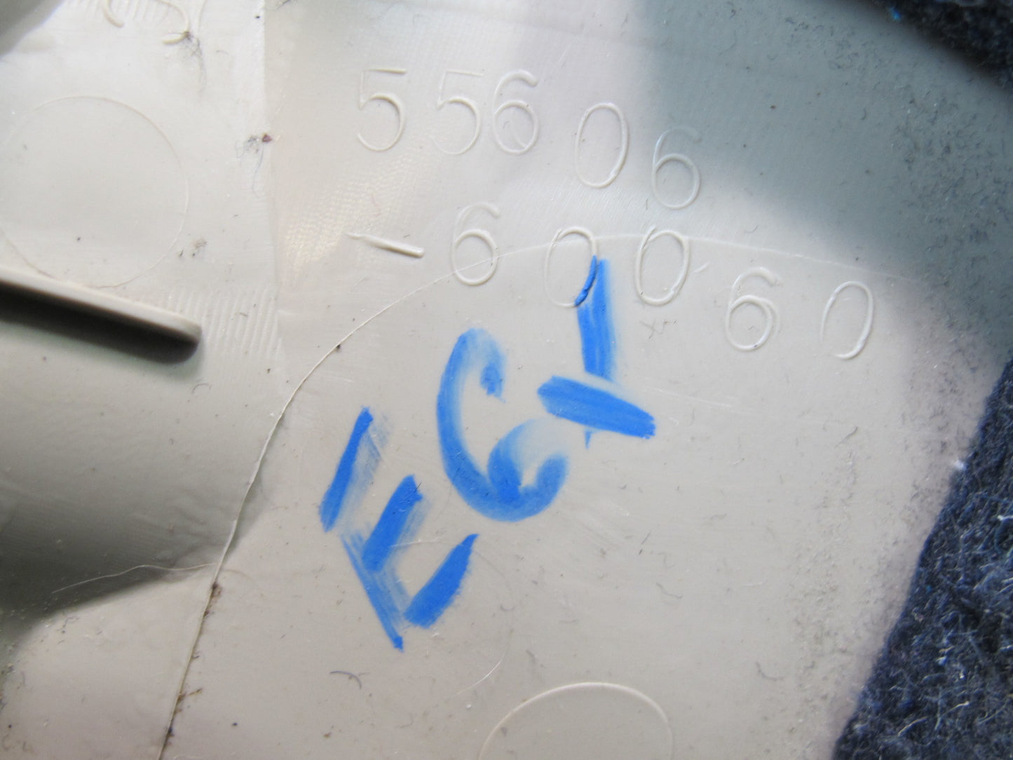 2003-2009 Lexus UZJ120L GX470 Interior Trim Lower Panel Cover 55606-60020