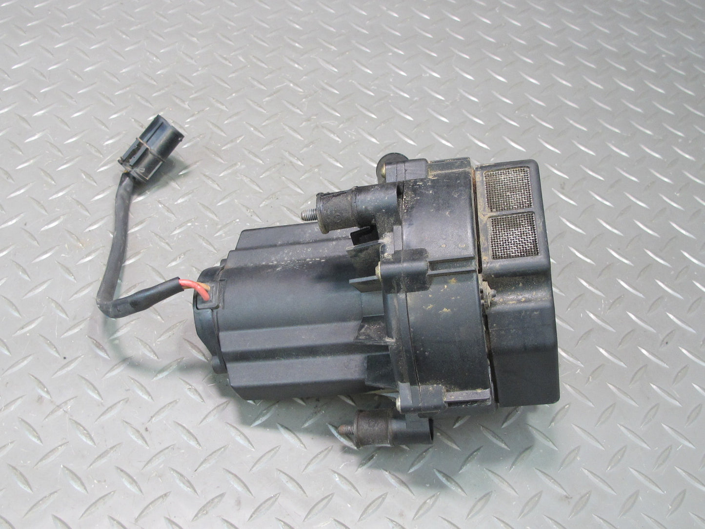 1998-1999 Porsche Boxster 986 2.5L Secondary Air Injection Smog  Pump